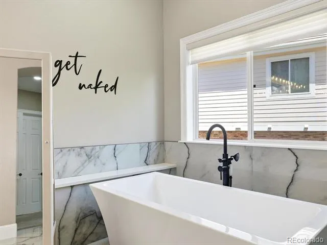 6536 S Riviera Way Aurora, CO 80016