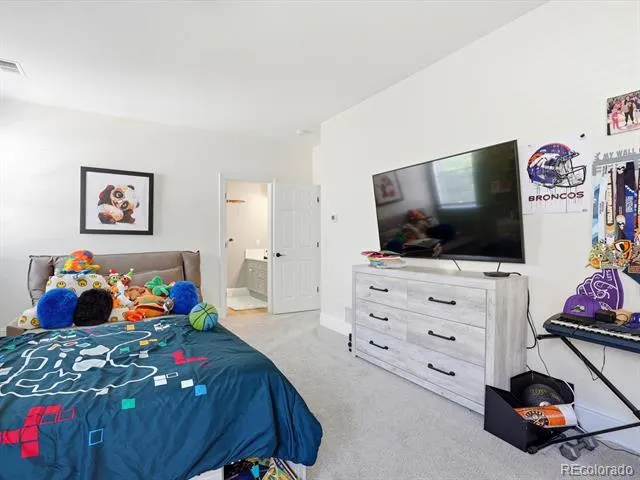 6536 S Riviera Way Aurora, CO 80016
