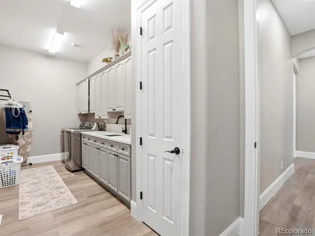 6536 S Riviera Way Aurora, CO 80016