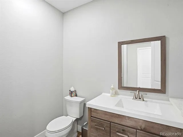 6536 S Riviera Way Aurora, CO 80016