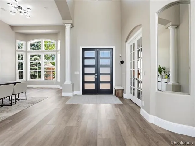 6536 S Riviera Way Aurora, CO 80016