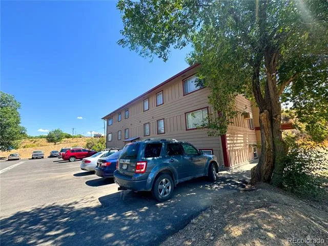 863 E Main Street Rangely, CO 81648