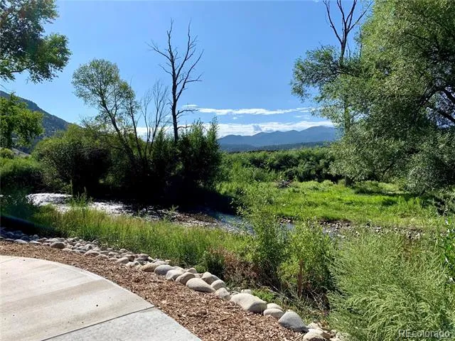 252 Southside Loop Salida, CO 81201