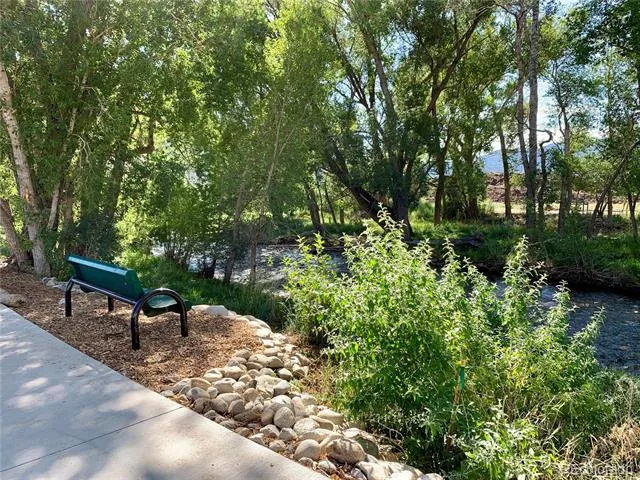 252 Southside Loop Salida, CO 81201