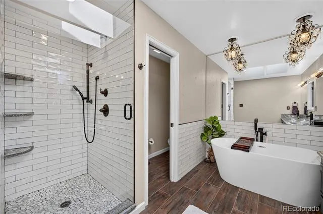 8 Silver Aspen Littleton, CO 80127