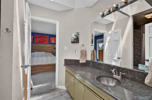 8 Silver Aspen Littleton, CO 80127
