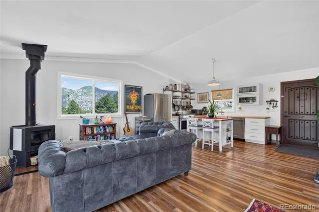 109 Button Rock Road Lyons, CO 80540