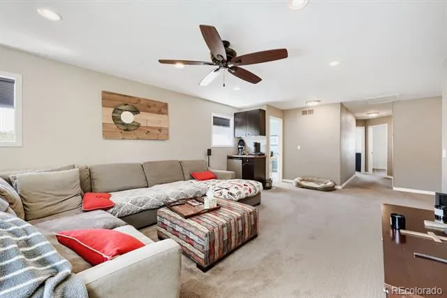 6554 S Sedalia Street Aurora, CO 80016