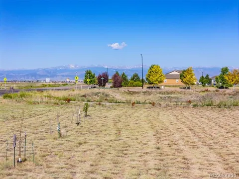 5579 Tipple Parkway