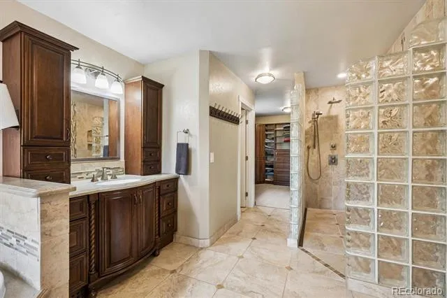 6573 S Kearney Circle Centennial, CO 80111