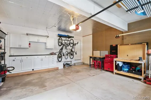 6573 S Kearney Circle Centennial, CO 80111