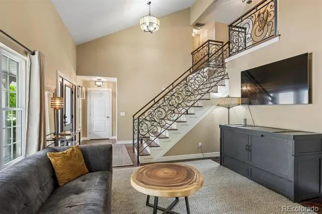 6573 S Kearney Circle Centennial, CO 80111