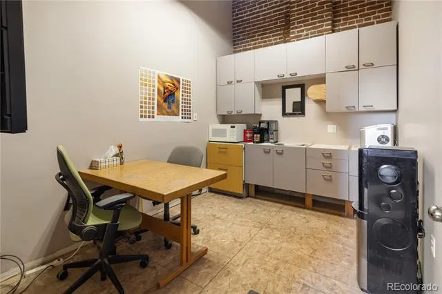 800 W 8th Avenue #204 Denver, CO 80204