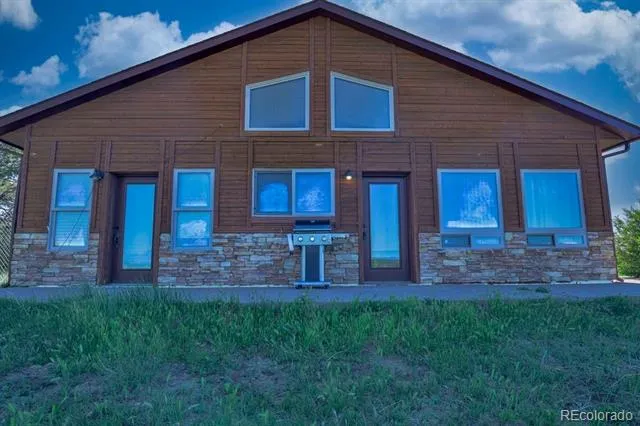 324 Chaps Court Walsenburg, CO 81089