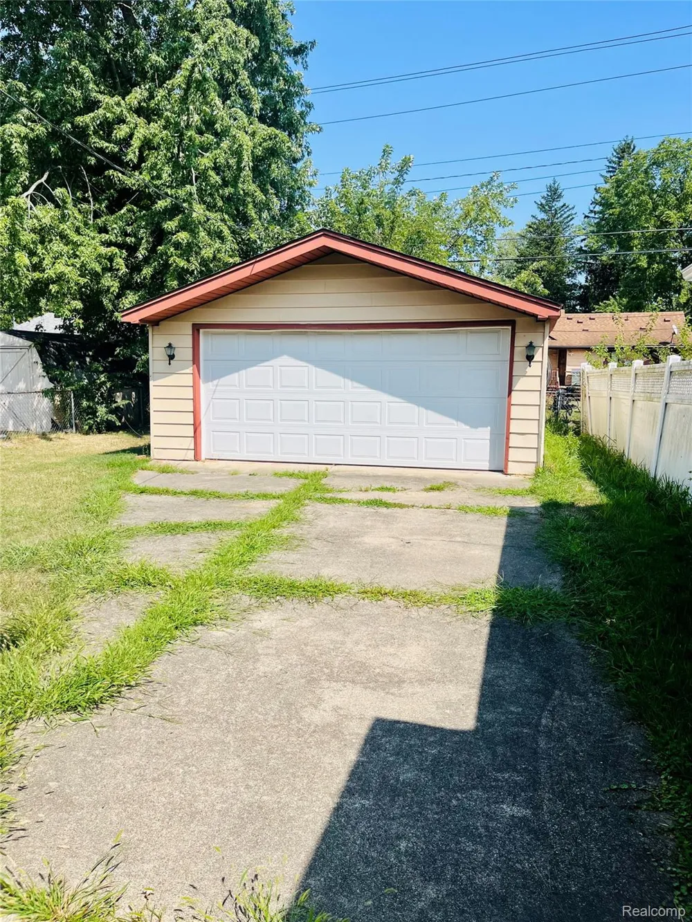 18612 Kinloch Redford Charter Township, MI 48240