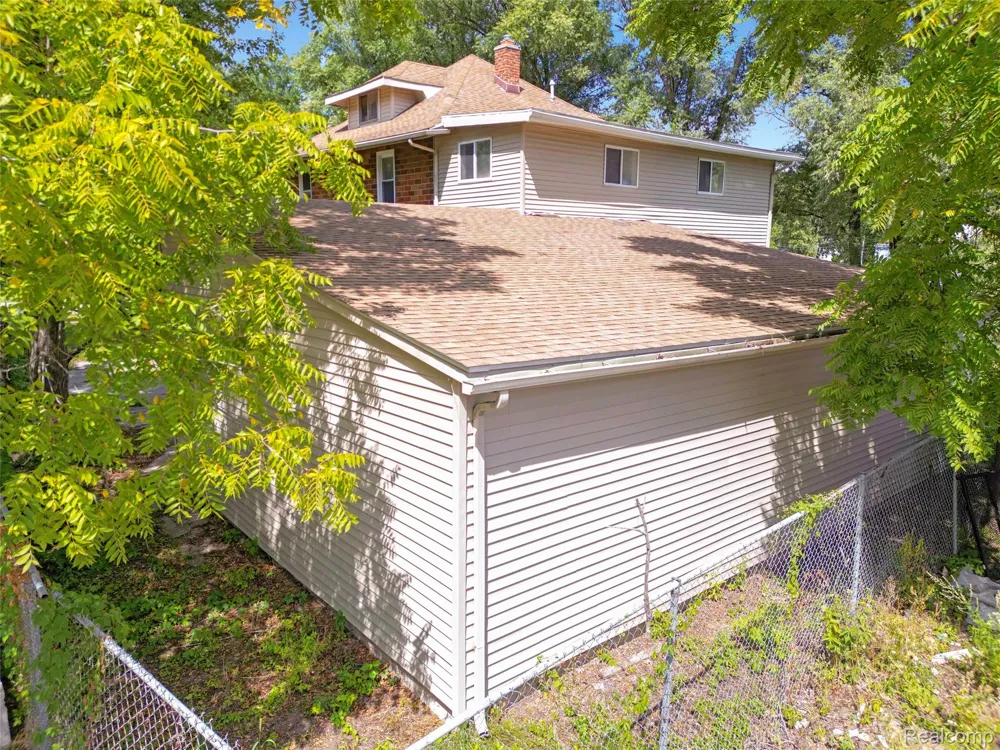 20543 Gudith Road Brownstown Charter Township, MI 48183