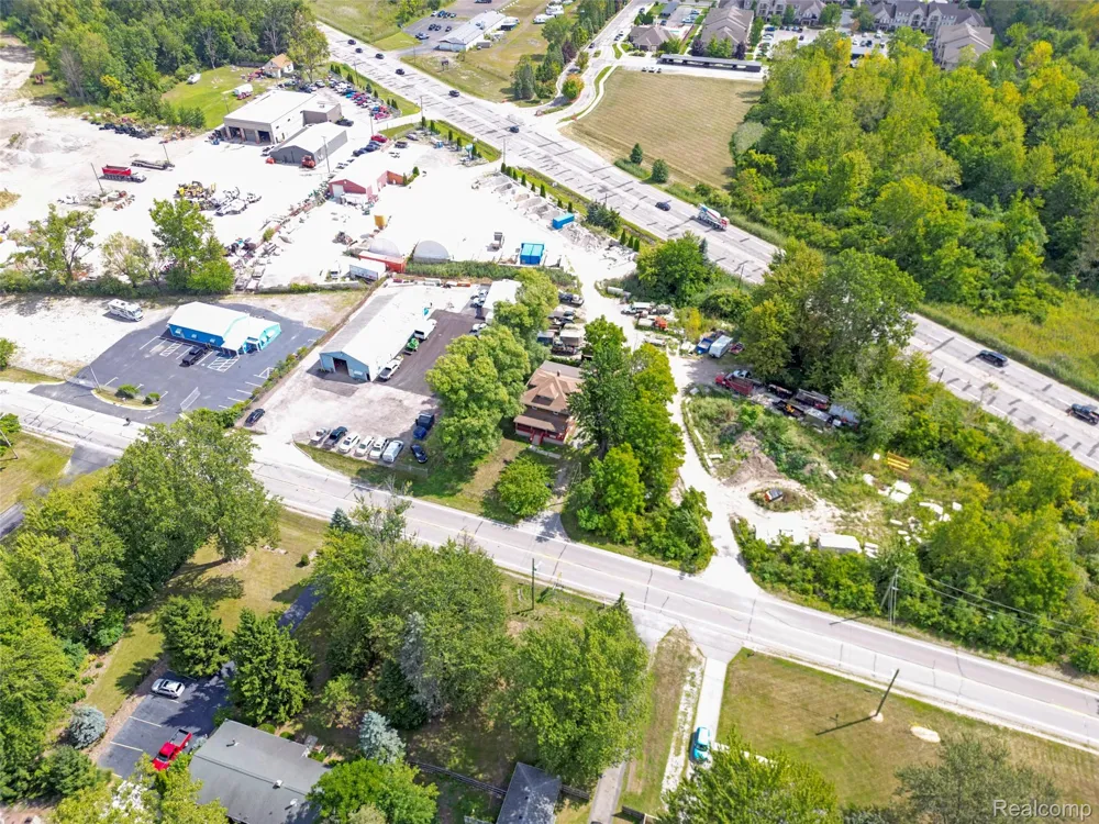 20543 Gudith Road Brownstown Charter Township, MI 48183