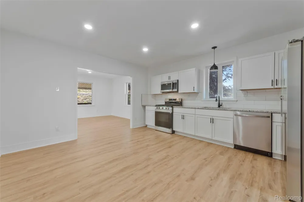 20543 Gudith Road Brownstown Charter Township, MI 48183