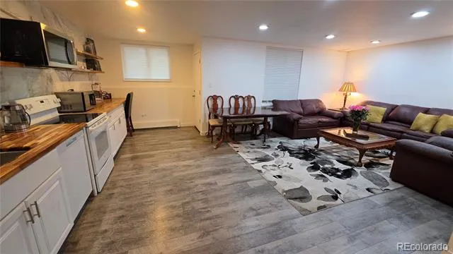 1525 S Holly Street #104 Denver, CO 80222