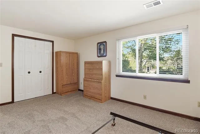 6043 S Glencoe Way Centennial, CO 80121
