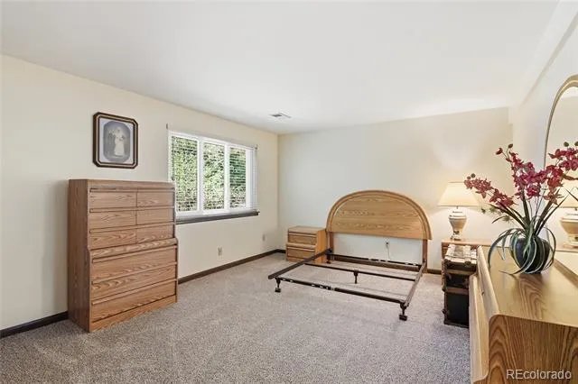 6043 S Glencoe Way Centennial, CO 80121