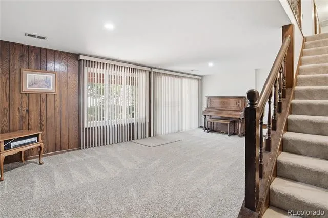 6043 S Glencoe Way Centennial, CO 80121