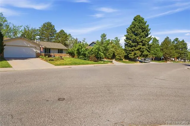 6043 S Glencoe Way Centennial, CO 80121