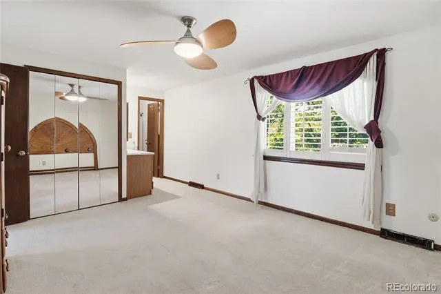 6043 S Glencoe Way Centennial, CO 80121