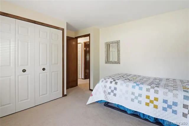 6043 S Glencoe Way Centennial, CO 80121