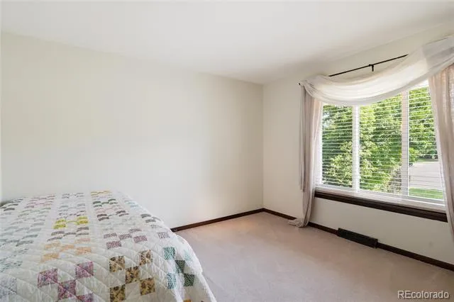 6043 S Glencoe Way Centennial, CO 80121