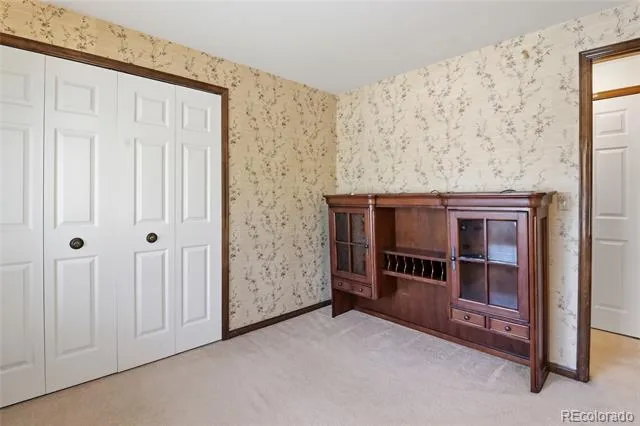 6043 S Glencoe Way Centennial, CO 80121