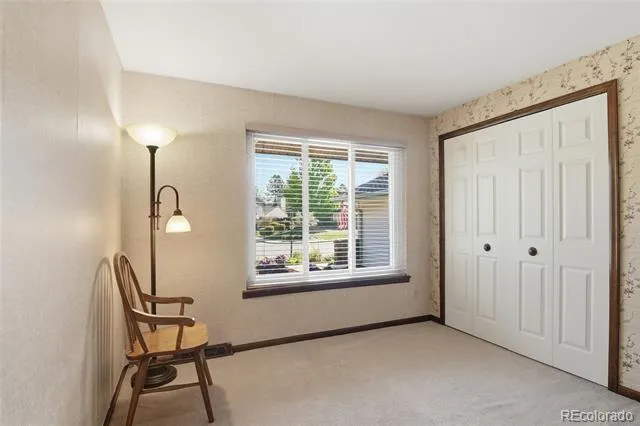 6043 S Glencoe Way Centennial, CO 80121