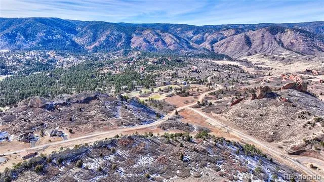 5819 Country Club Drive Larkspur, CO 80118