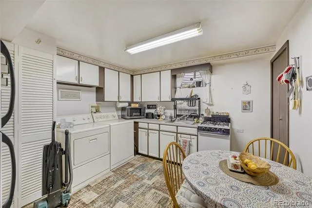 10220 Carmody Lane Lakewood, CO 80227