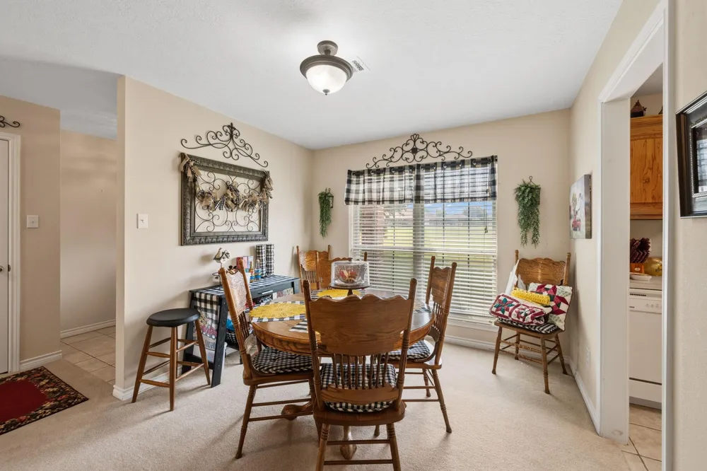 98 Heather Lane Trinity, TX 75862