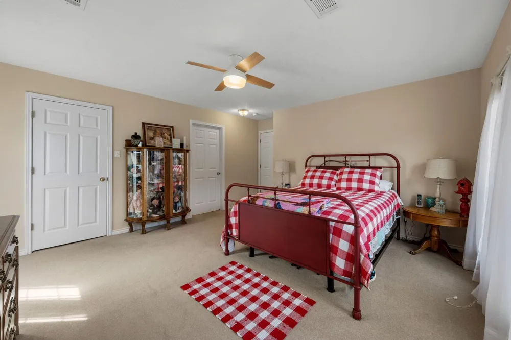 98 Heather Lane Trinity, TX 75862
