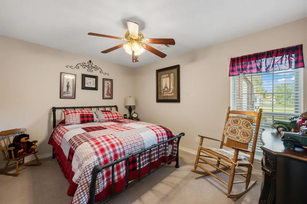 98 Heather Lane Trinity, TX 75862