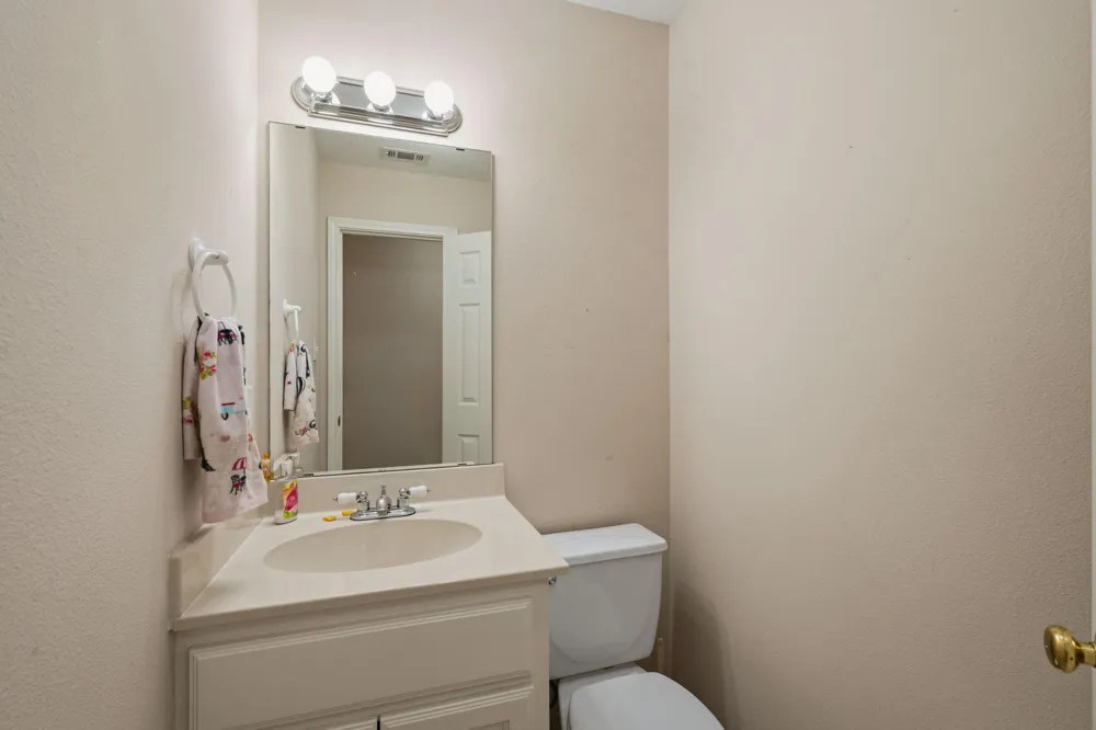 98 Heather Lane Trinity, TX 75862