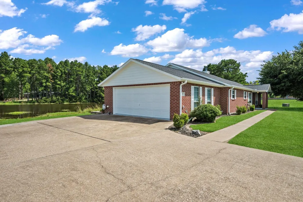 98 Heather Lane Trinity, TX 75862