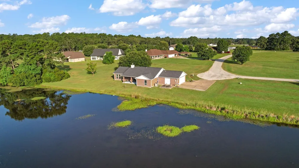 98 Heather Lane Trinity, TX 75862
