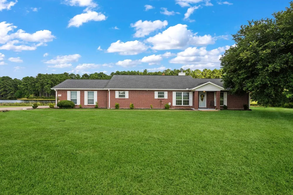 98 Heather Lane Trinity, TX 75862