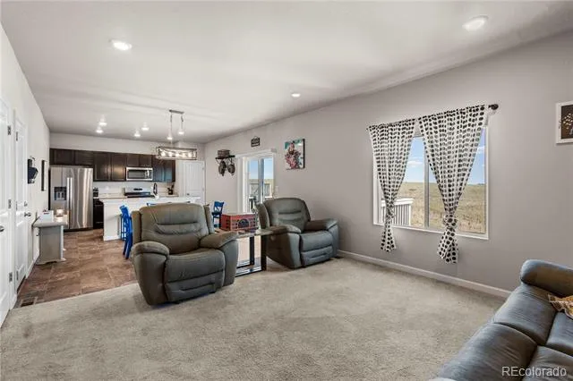 4752 River Highlands Loop Elizabeth, CO 80107