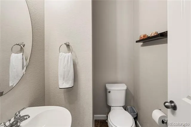 4752 River Highlands Loop Elizabeth, CO 80107