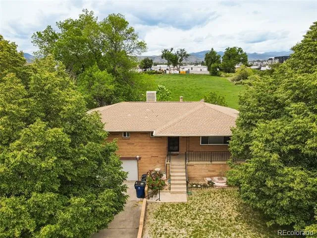 4975 Robb Street Wheat Ridge, CO 80033