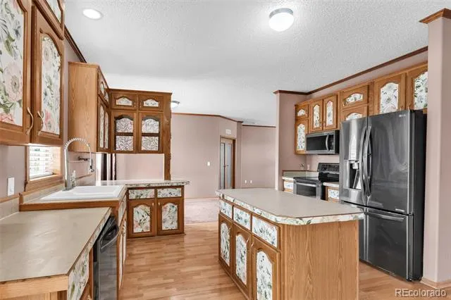 744 North Street Canon City, CO 81212
