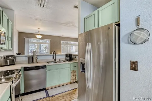 14400 Albrook Drive #80 Denver, CO 80239