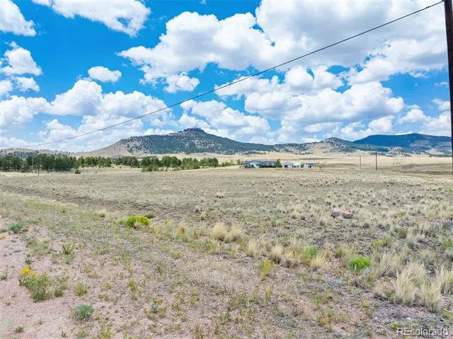 74 Wrights Lane Guffey, CO 80820