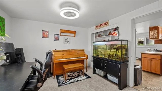 17 Clover Circle Colorado Springs, CO 80906