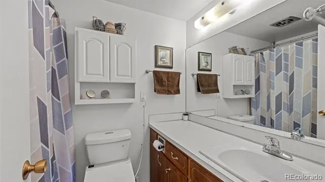 17 Clover Circle Colorado Springs, CO 80906