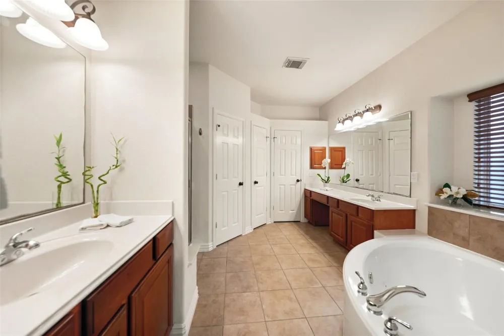 14 Petal Park Place The Woodlands, TX 77382
